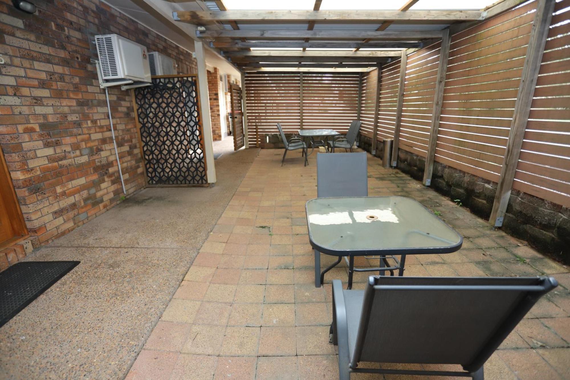 Sleepy Hill Motor Inn Raymond Terrace Exterior foto