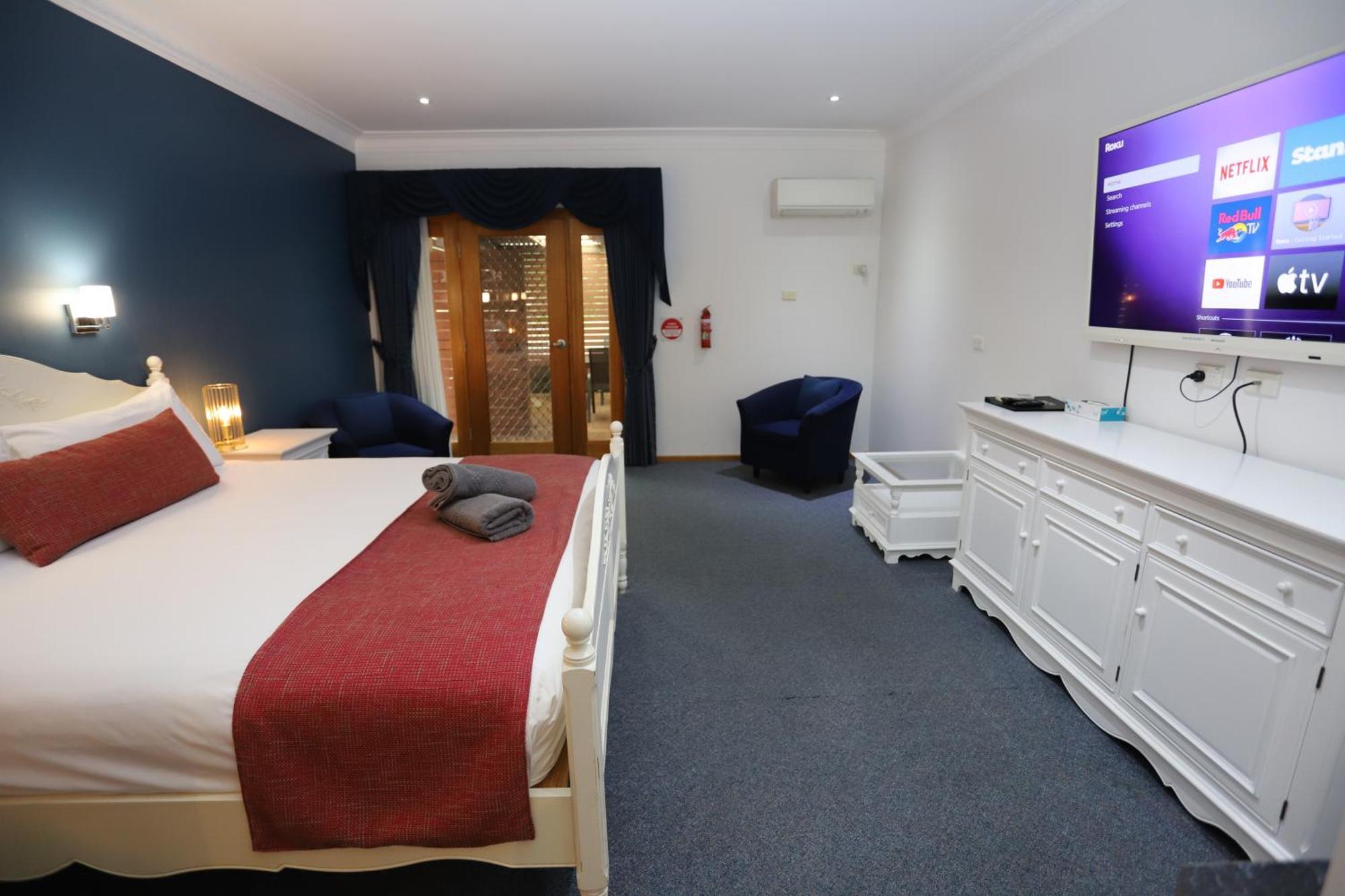 Sleepy Hill Motor Inn Raymond Terrace Exterior foto