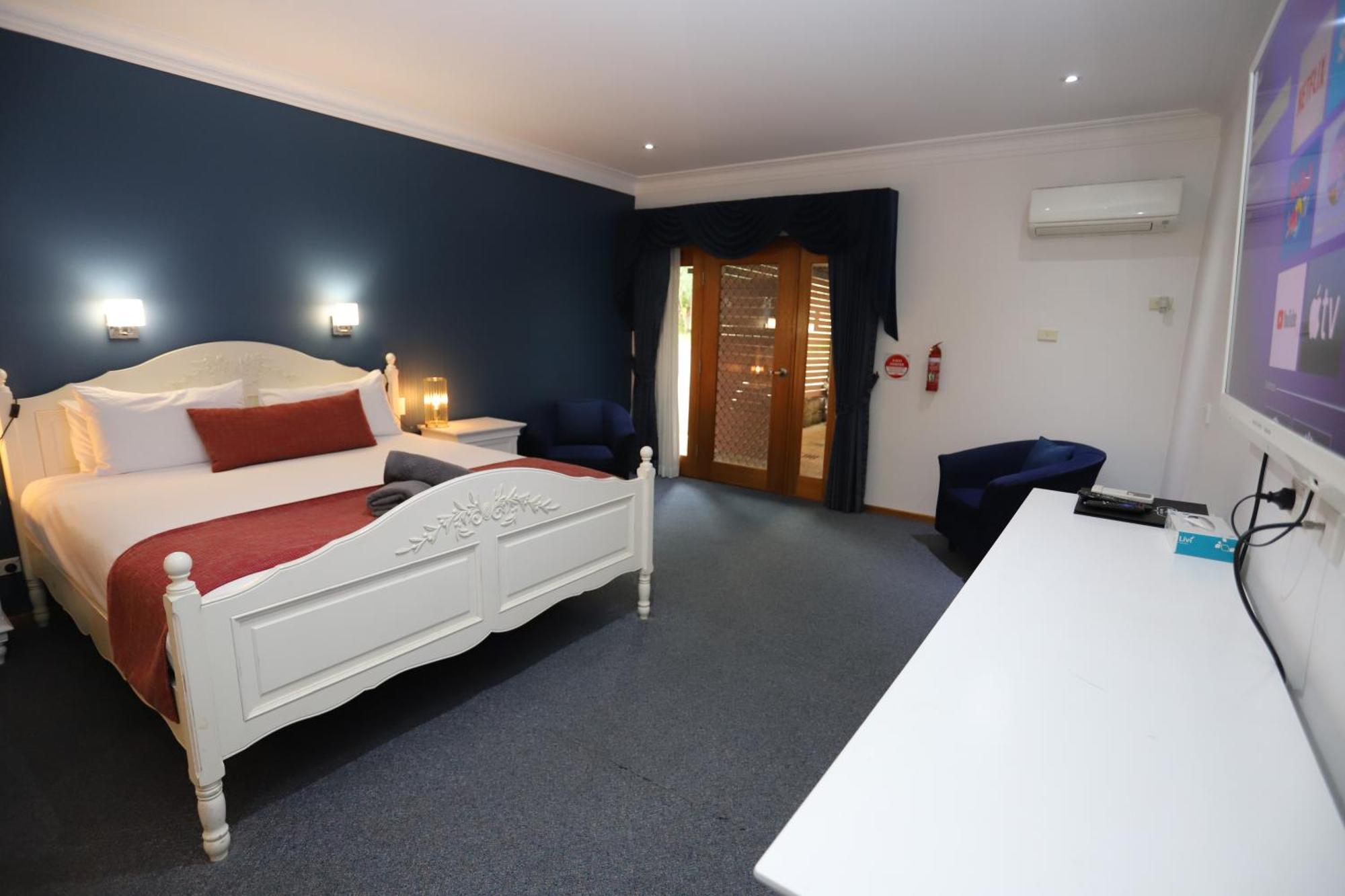 Sleepy Hill Motor Inn Raymond Terrace Exterior foto