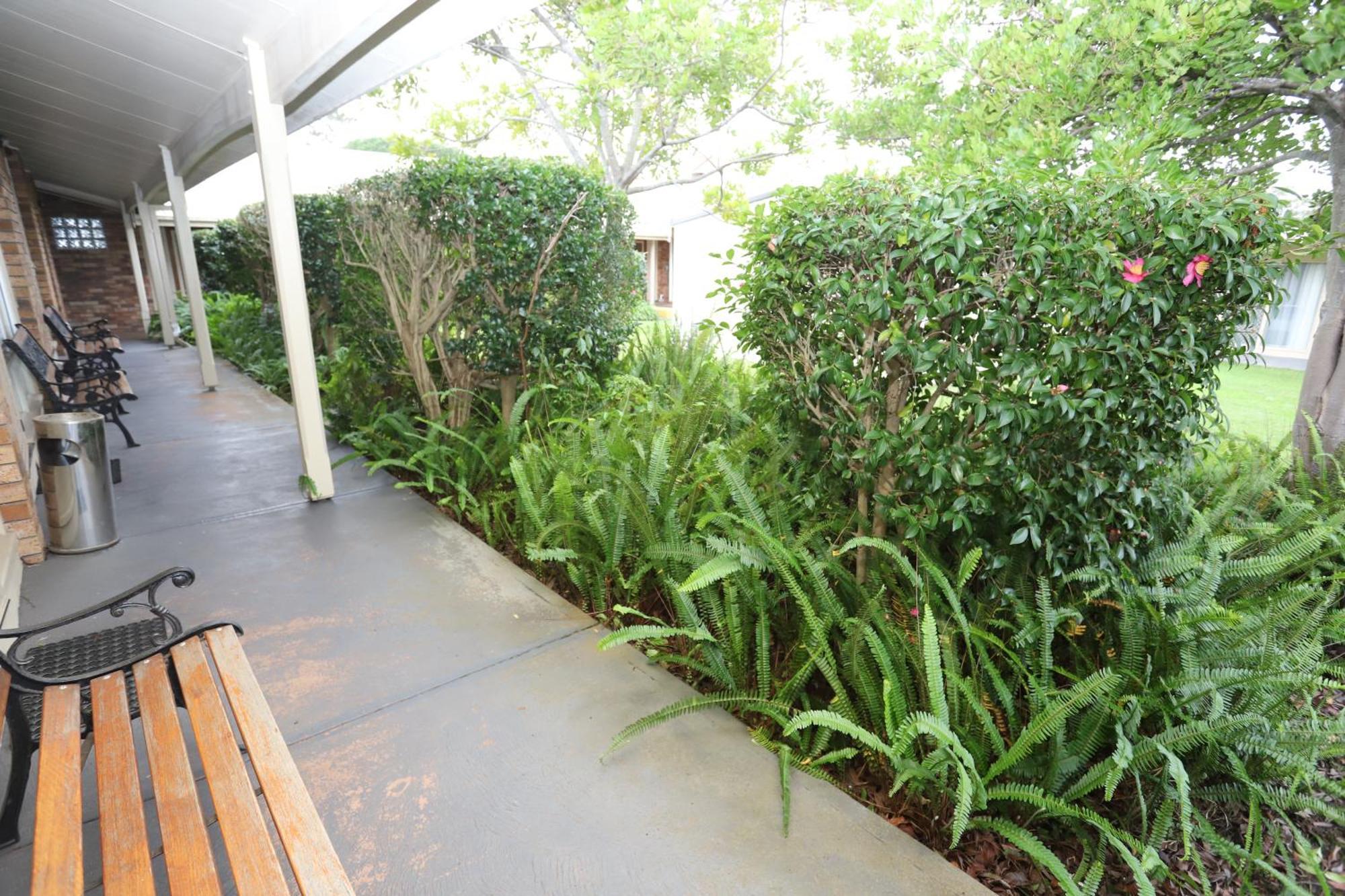 Sleepy Hill Motor Inn Raymond Terrace Exterior foto