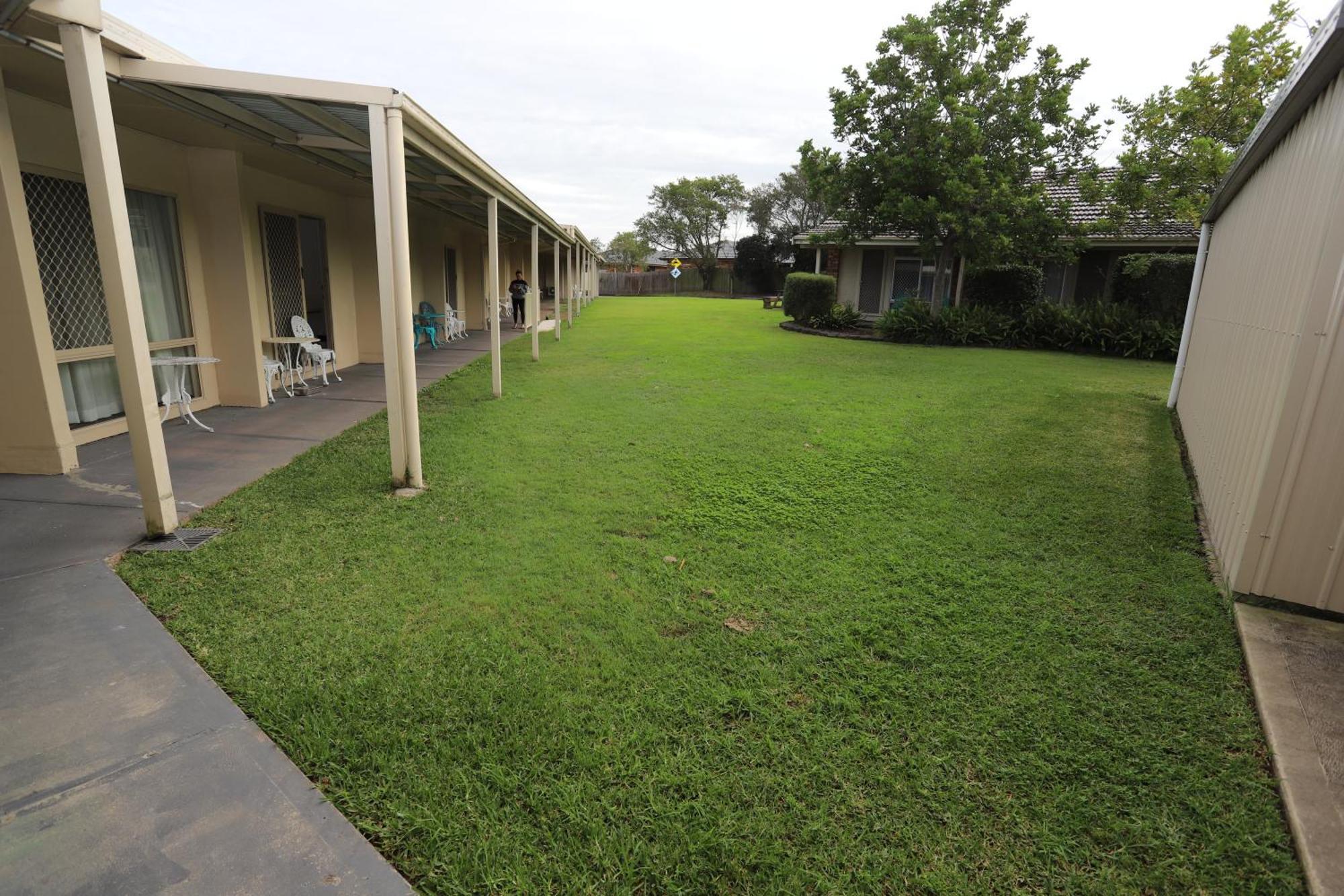 Sleepy Hill Motor Inn Raymond Terrace Exterior foto